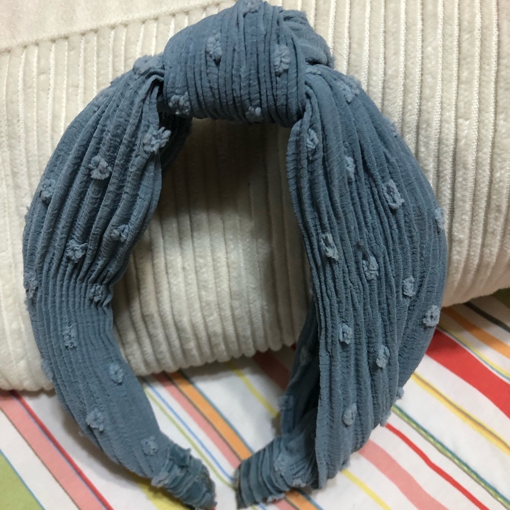 Francesca’s cornflower blue headband